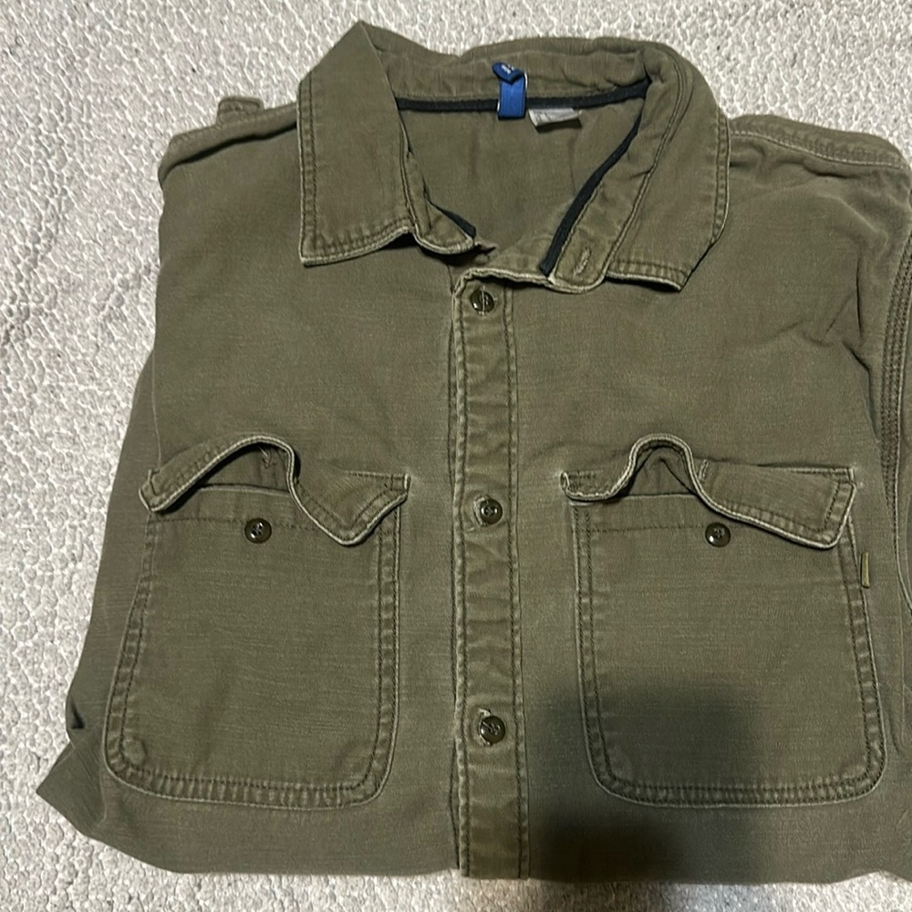 Urban olive green button-down long-sleeve